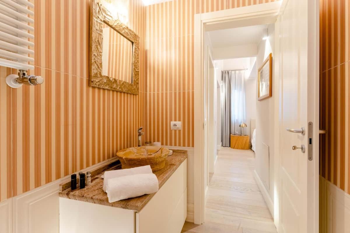 Art Apartment Luxury Sofia Suite Флоренция Экстерьер фото