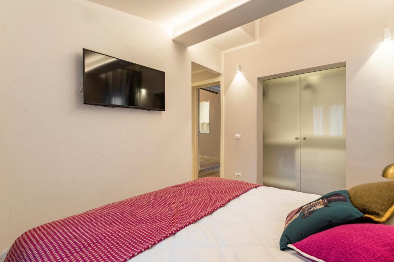 Art Apartment Luxury Sofia Suite Флоренция Экстерьер фото